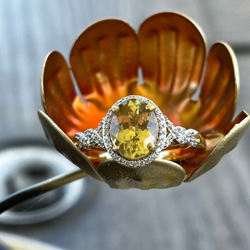 Yellow Apatite Ring Twisted Band Size 9